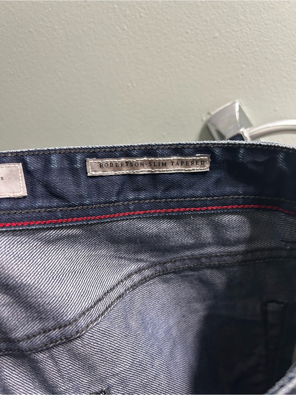 Guess men’s Robertson slim tapered coated jeans luxe 32X30 - Picture 7 of 8